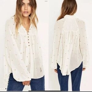 Free People Cream Blouse with Embroidered Details size oversized S